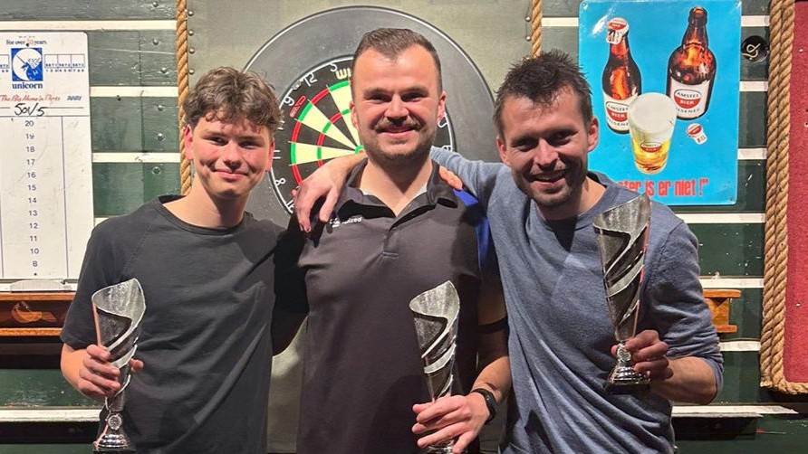 Geslaagd darttoernooi in De Zonnewijzer